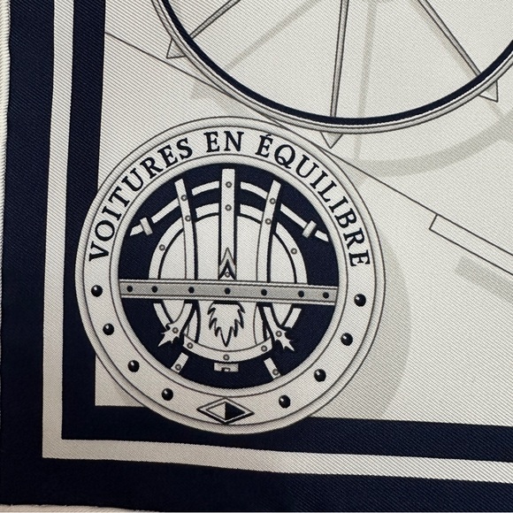 Hermes Voitures en Equilibre Scarf 45 - Picture 4 of 7